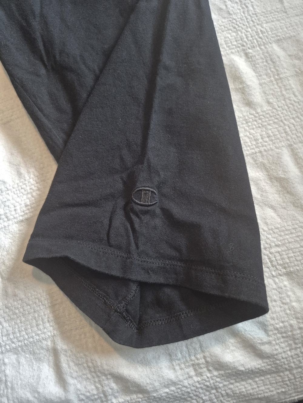 Champion women's size Large black cotton cropped pants VGUC - Picture 3 of 5